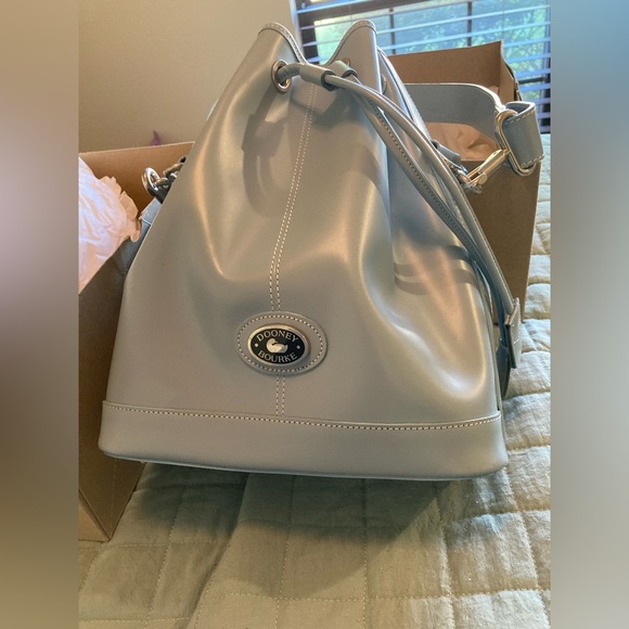 VTG 1995 DB Dooney & Bourke Light Blue Drawstring Bucket Bag Purse Collectible - Picture 2 of 4